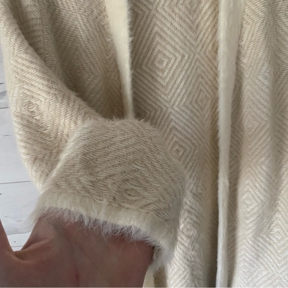MARLED aztec fluffy eyelash cardigan sweater medium - Picture 4 of 5